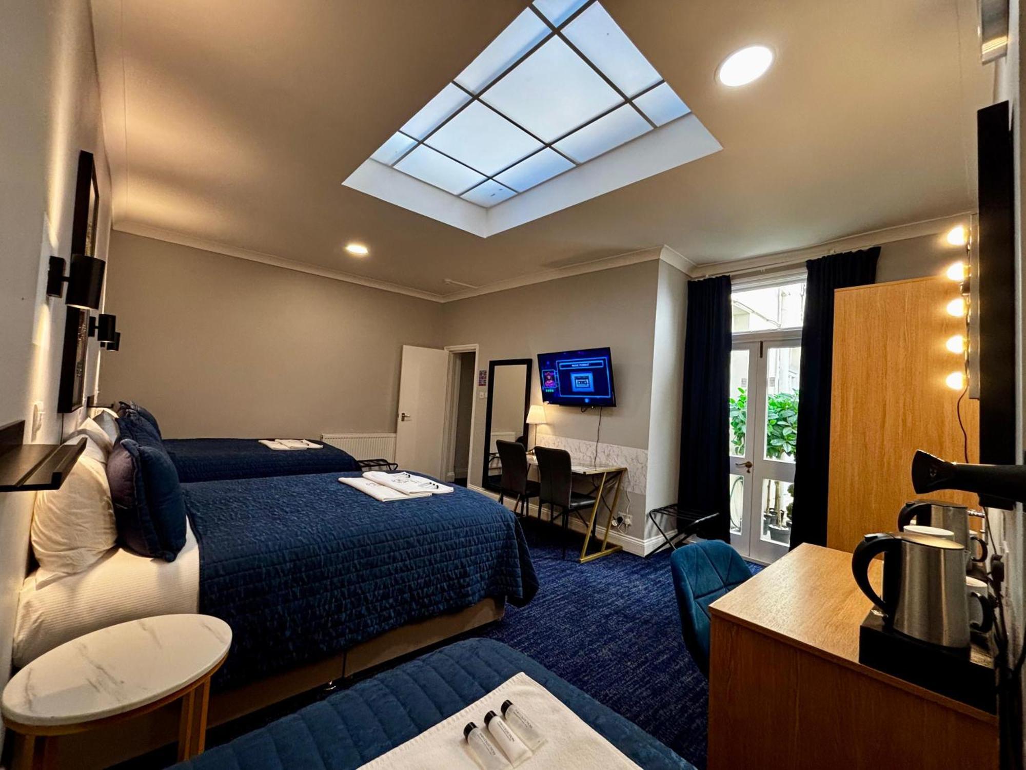 Jubilee Hotel Victoria Londra Dış mekan fotoğraf